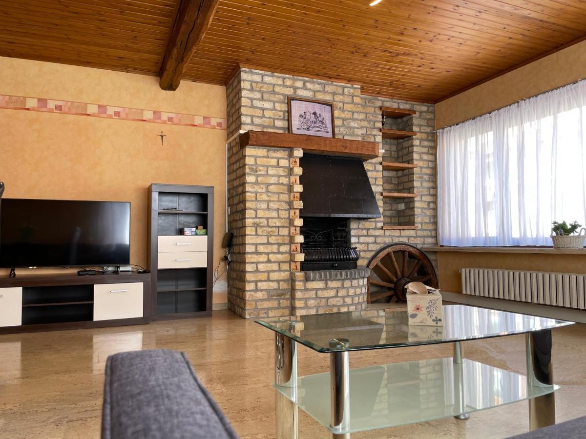 Apartment Gasthaus A&s - - Sky Ostend